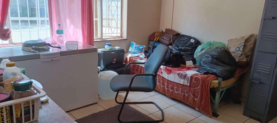 To Let commercial Property for Rent in Klerksdorp Industrial North West